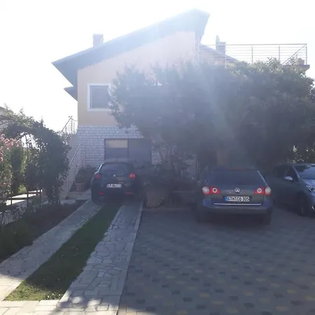 Nela Apartman