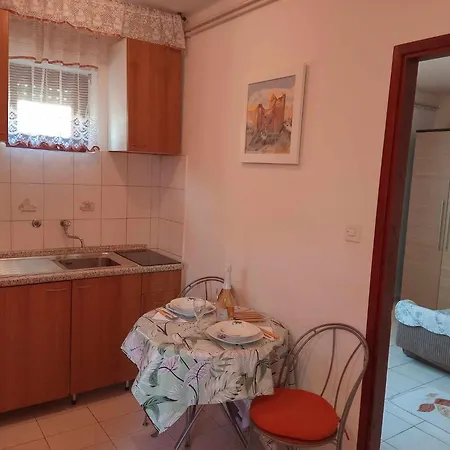 Nela Apartment Pula
