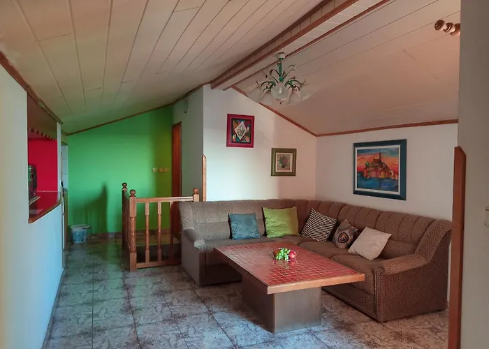 דירה Nela פולה